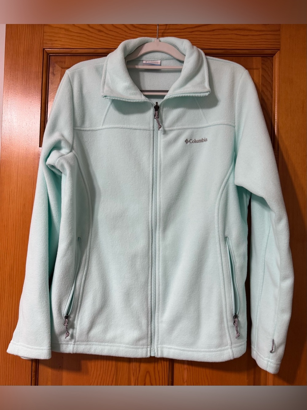 Columbia Mint Green Full-Zip Fleece Jacket. New without tags!